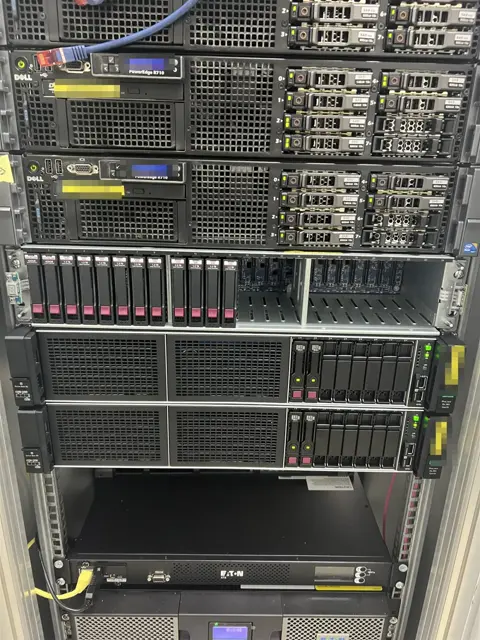 Serverschrank / Netzwerk-Installation von NK IT Service (Foto 7)