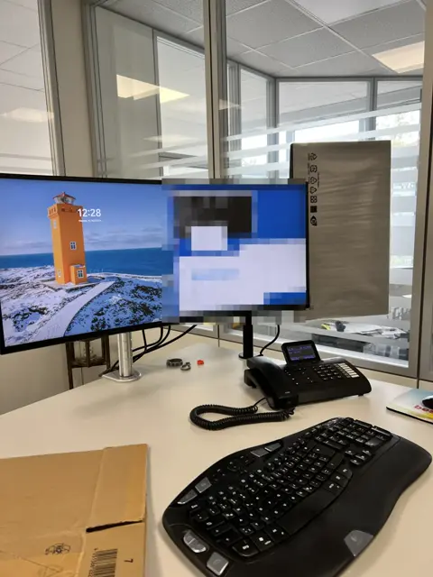 Serverschrank / Netzwerk-Installation von NK IT Service (Foto 15)